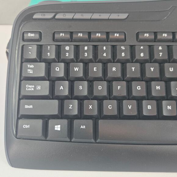 Logitech mk320 Wireless Full Keyboard & Mouse Combo with USB Receiver - Picture 6 of 16